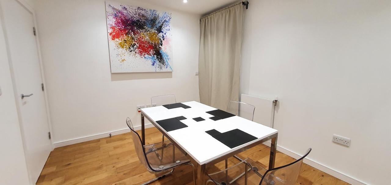 Apartment Garland Modern 3 Bedroom House Westfield - Stratford London