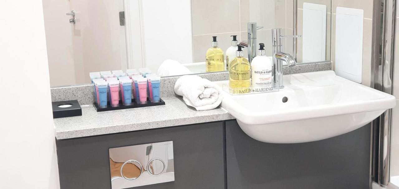 Apartment Garland Modern 3 Bedroom House Westfield - Stratford *