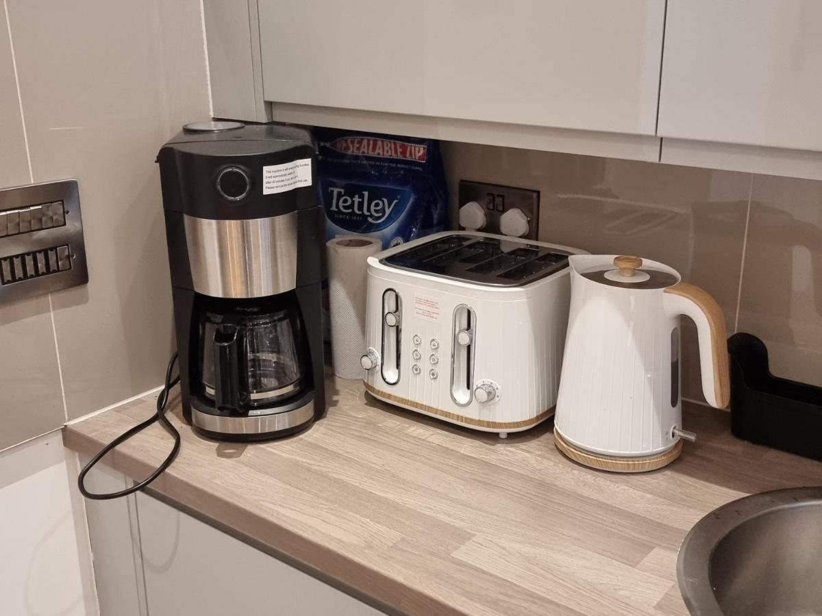 Spacious & Central Park Ground Floor Flat Apartamento Londres