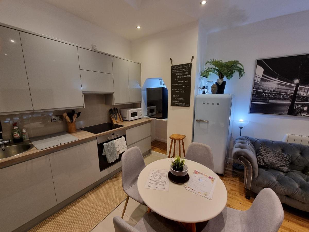 Apartamento Spacious & Central Park Ground Floor Flat *