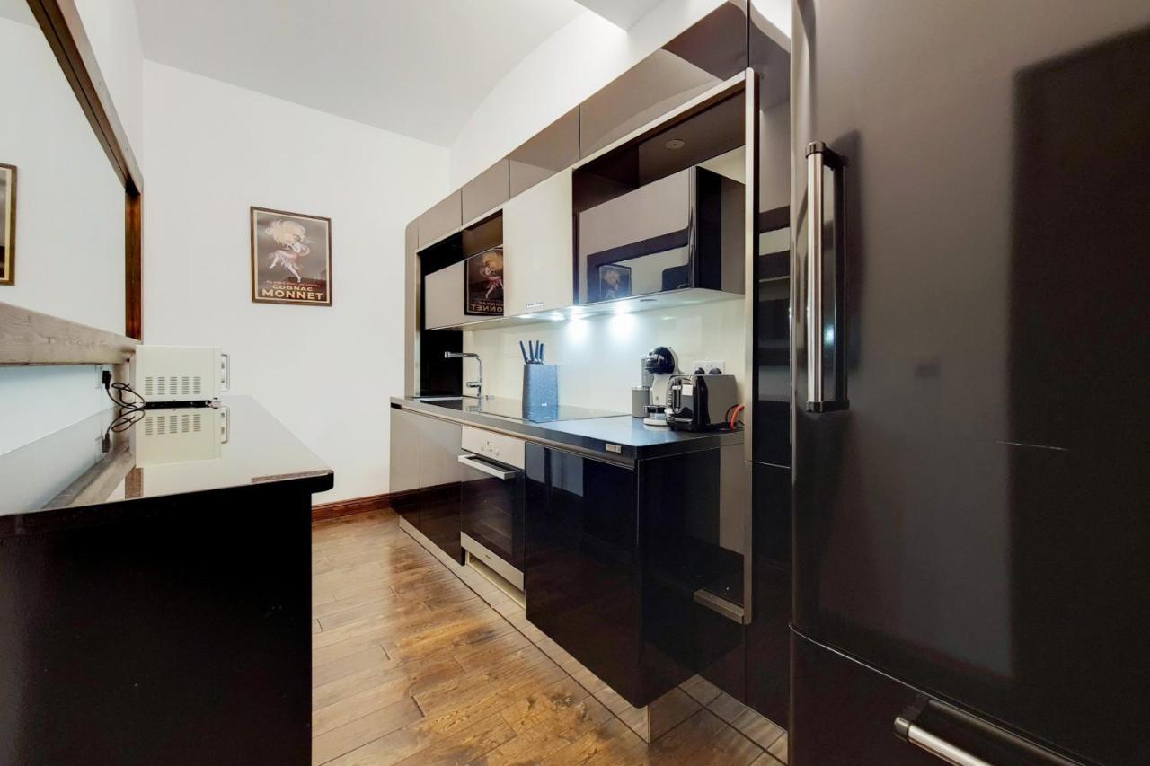 The Lyall Exclusive * London