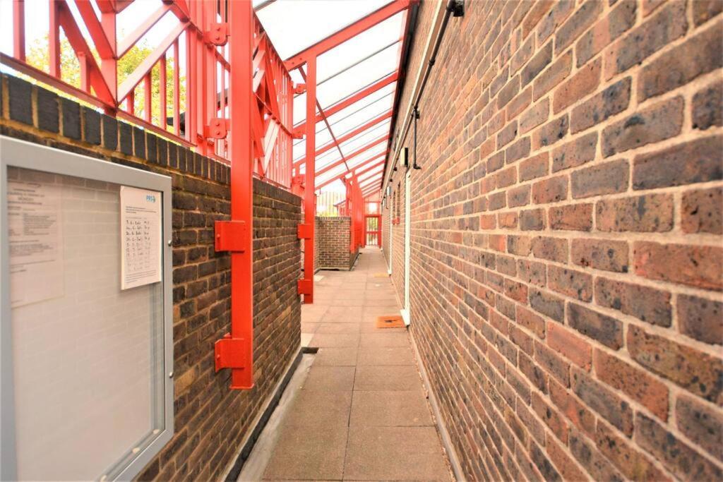 Appartement Spacious 2bedroom With Patio By Excel Centre Londres