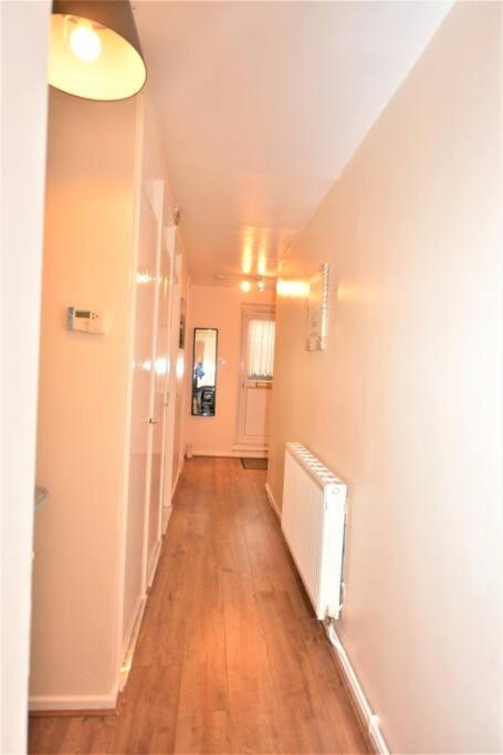 Appartement Spacious 2bedroom With Patio By Excel Centre Londres