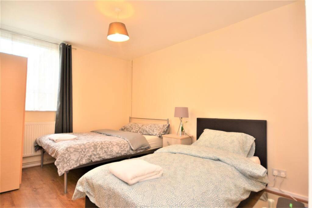 Spacious 2bedroom With Patio By Excel Centre Londres