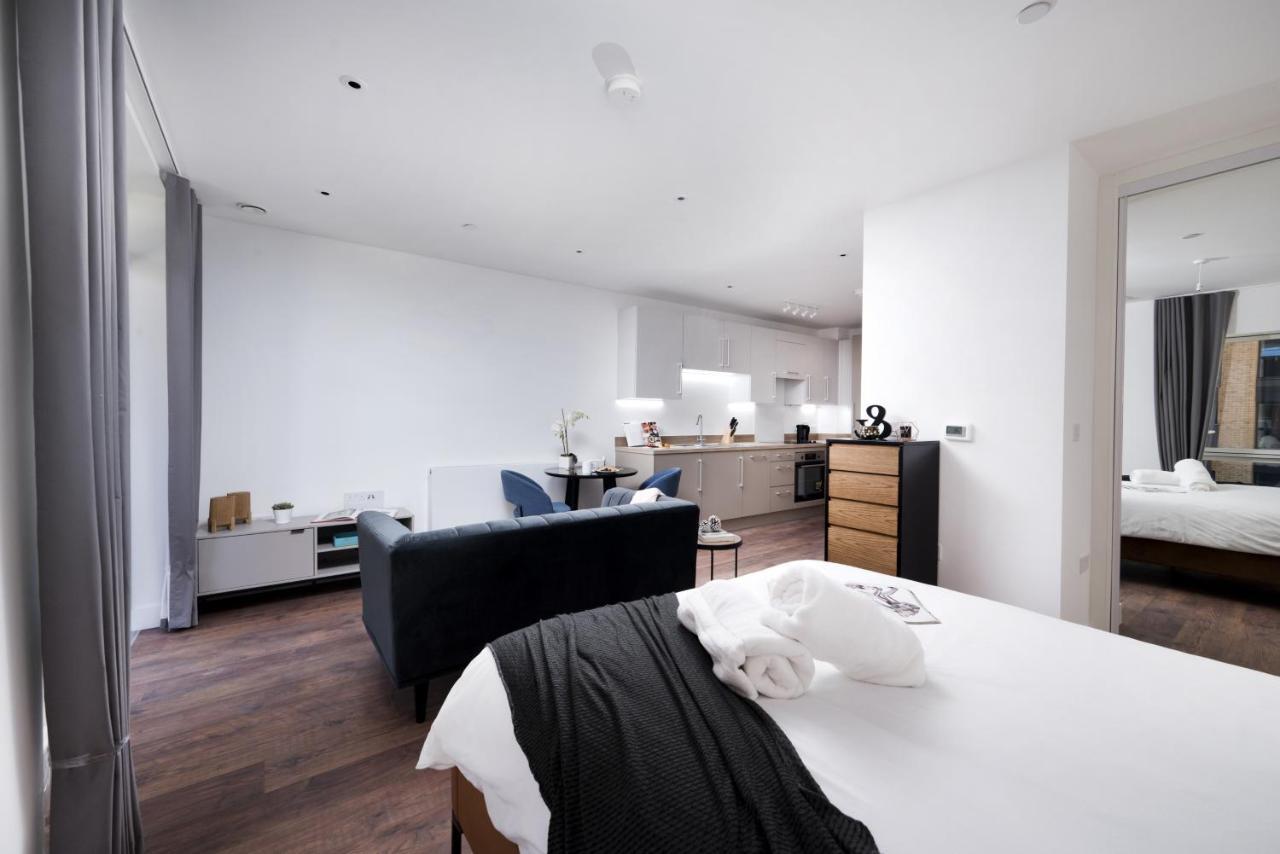 Modern And At Barking Wharf In Appartement *