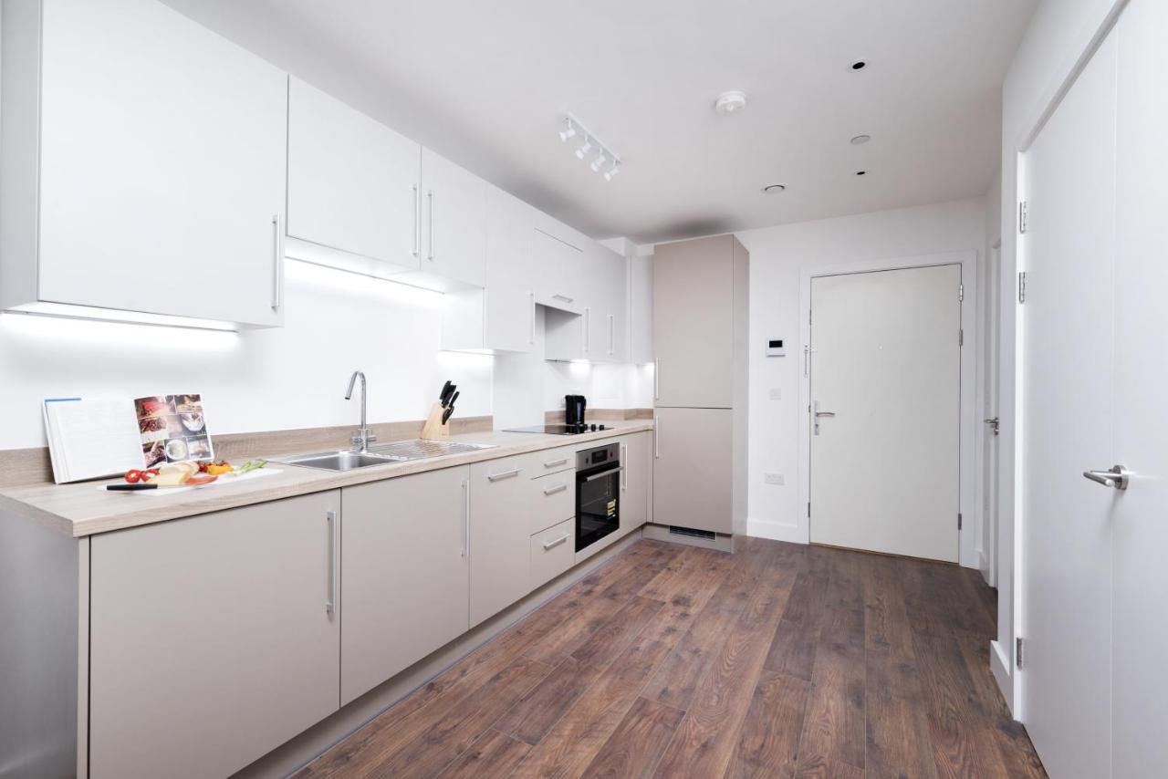 Modern And At Barking Wharf In Appartement Londres