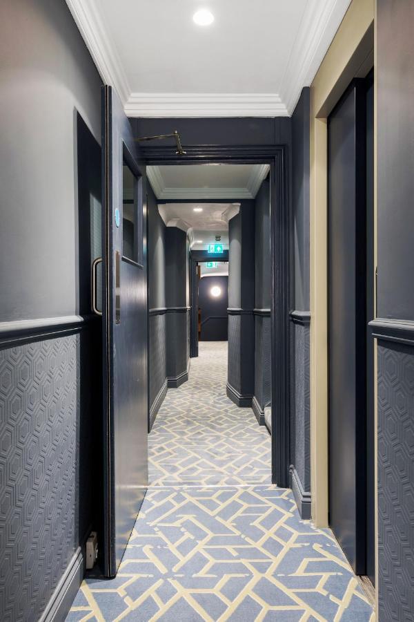 Commodore Hotel 3*