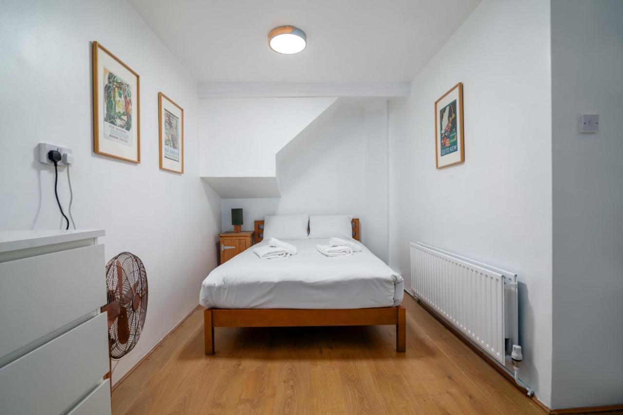 Beautiful 4 Bedroom Terrace House In Kings Hébergement de vacances Londres