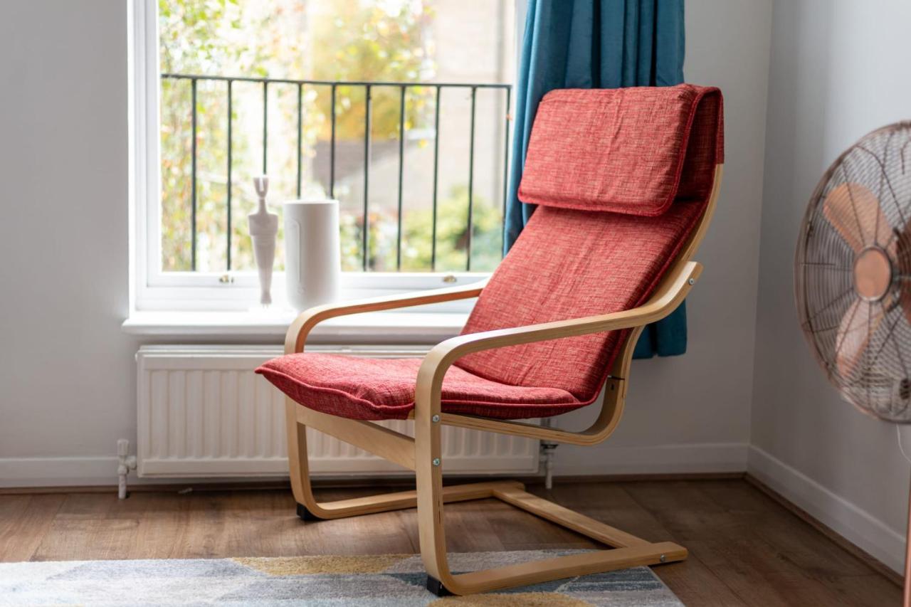 Beautiful 4 Bedroom Terrace House In Kings Hébergement de vacances