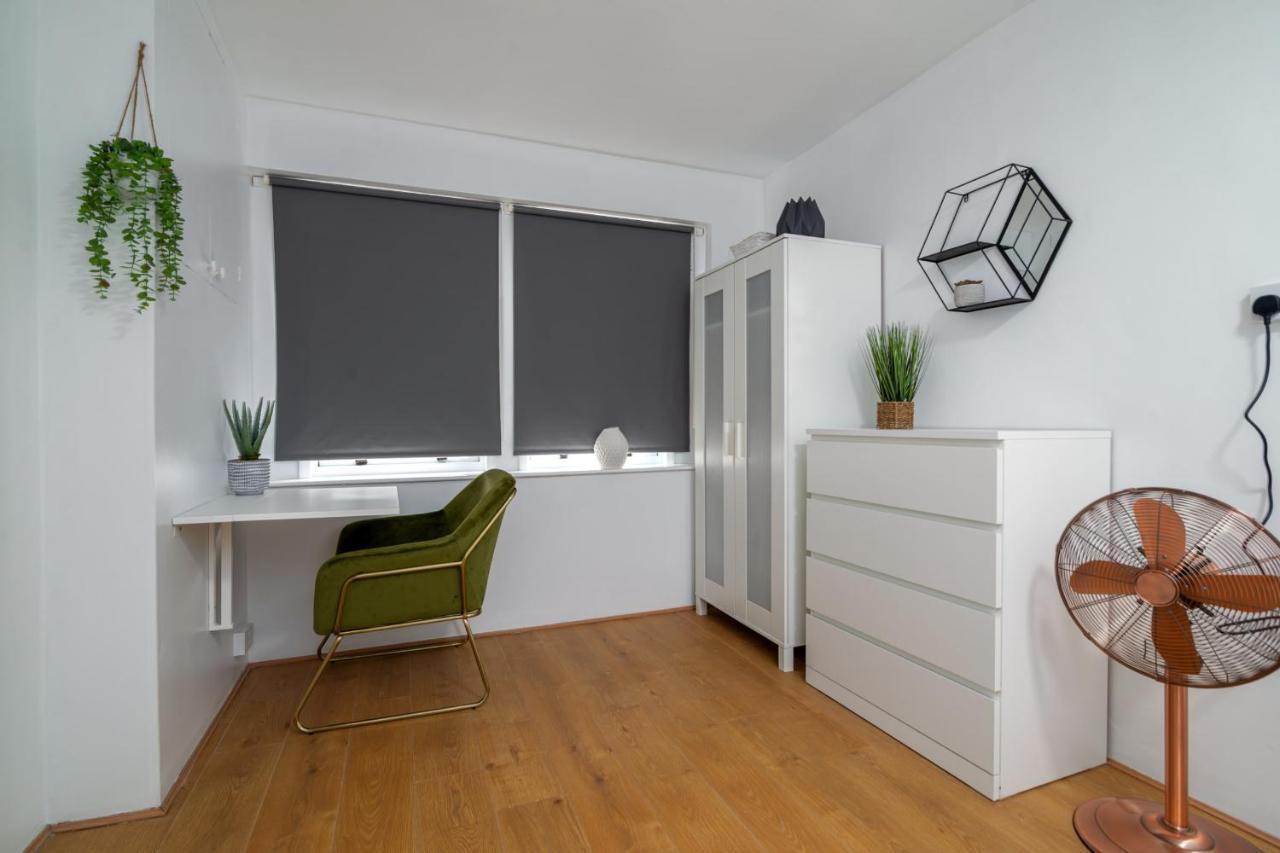 Hébergement de vacances Beautiful 4 Bedroom Terrace House In Kings Londres