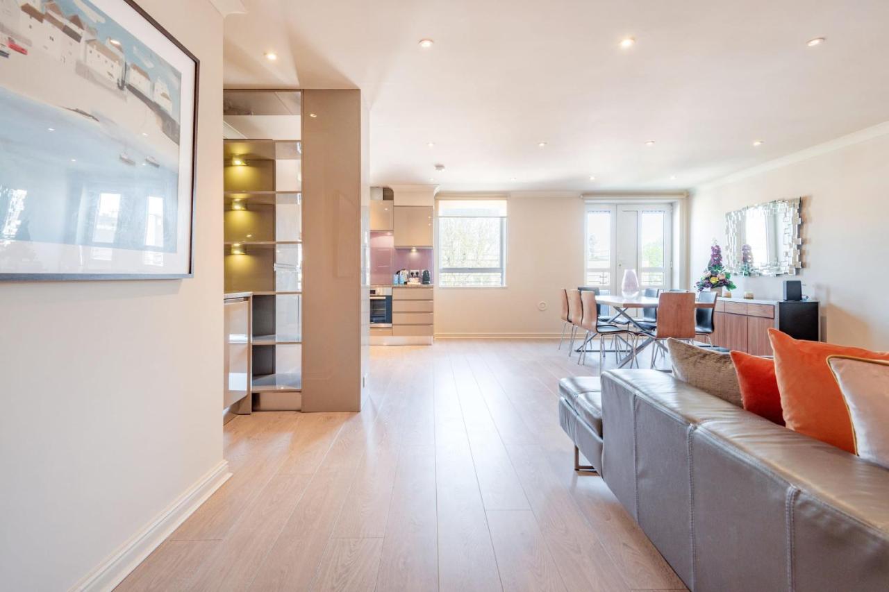 Stunning 3-bedroom In The Heart Of With Parking-hosted By Sweetstay Apartamento