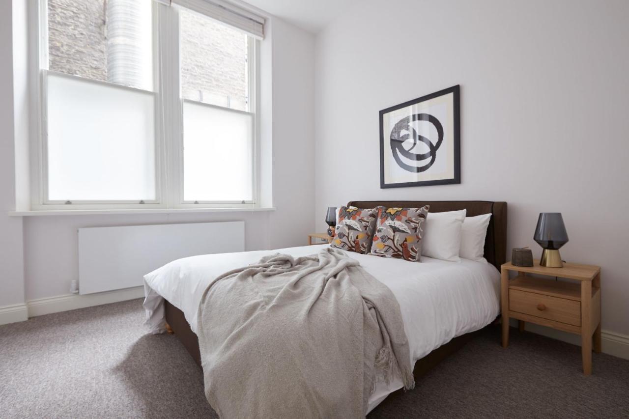 1vh Virginia House, 31 Bloomsbury Way By Living London
