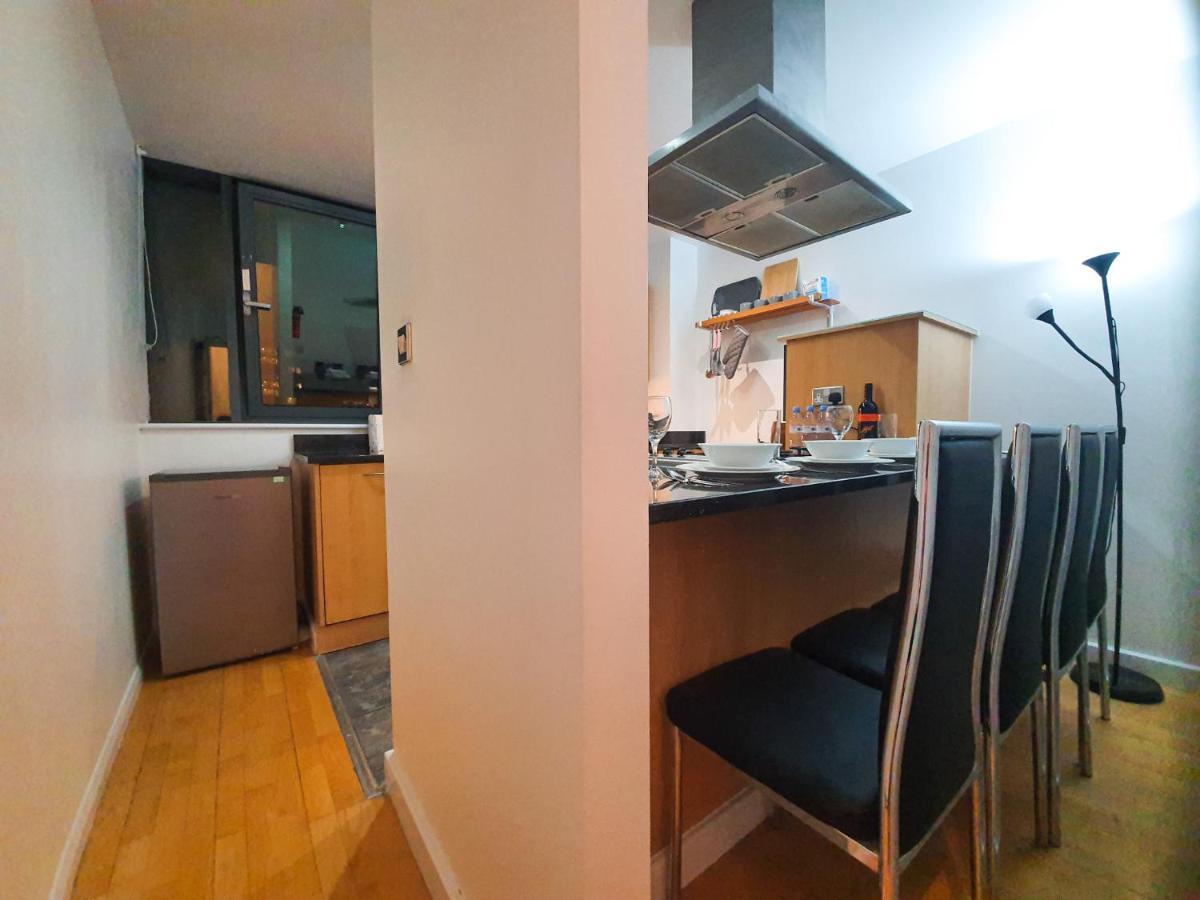 Livestay-modern 3 Bed Apt On 8th Floor With Amazing Views Appartement Londres
