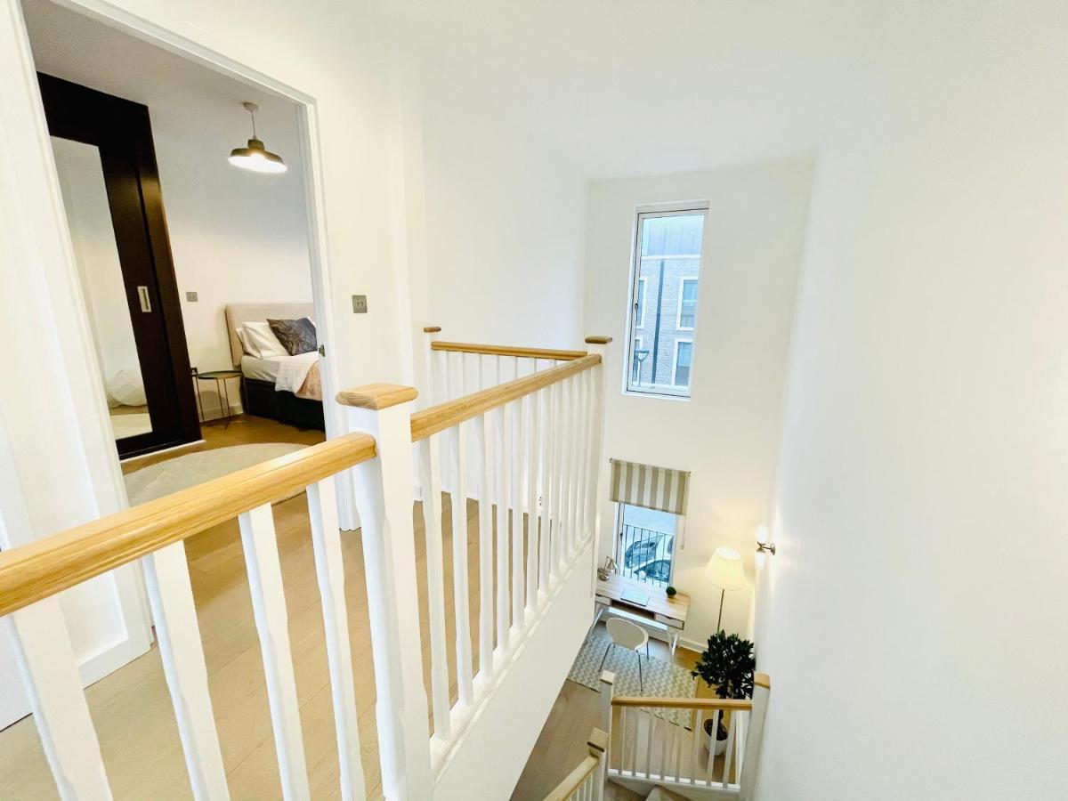 Olympic Family Home, With Own Garden Bliss Hébergement de vacances Londres