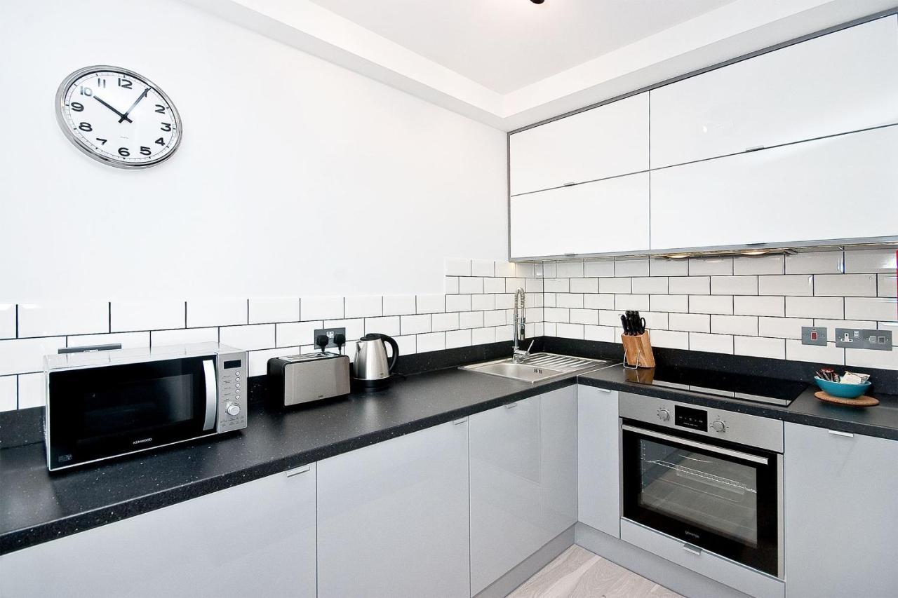 Heinze Flat 402 - One Bedroom Fourth Floor Flat By Living Casa de Férias Londres