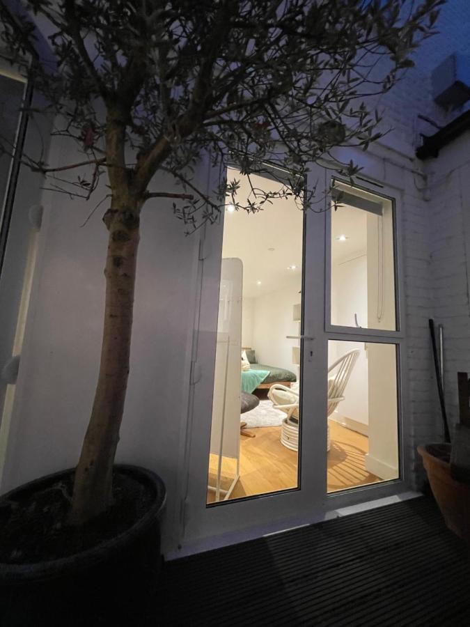 Chic 3 Bedroom Flat With Private Terrace In Holloway Near Finsbury Park Appartement *