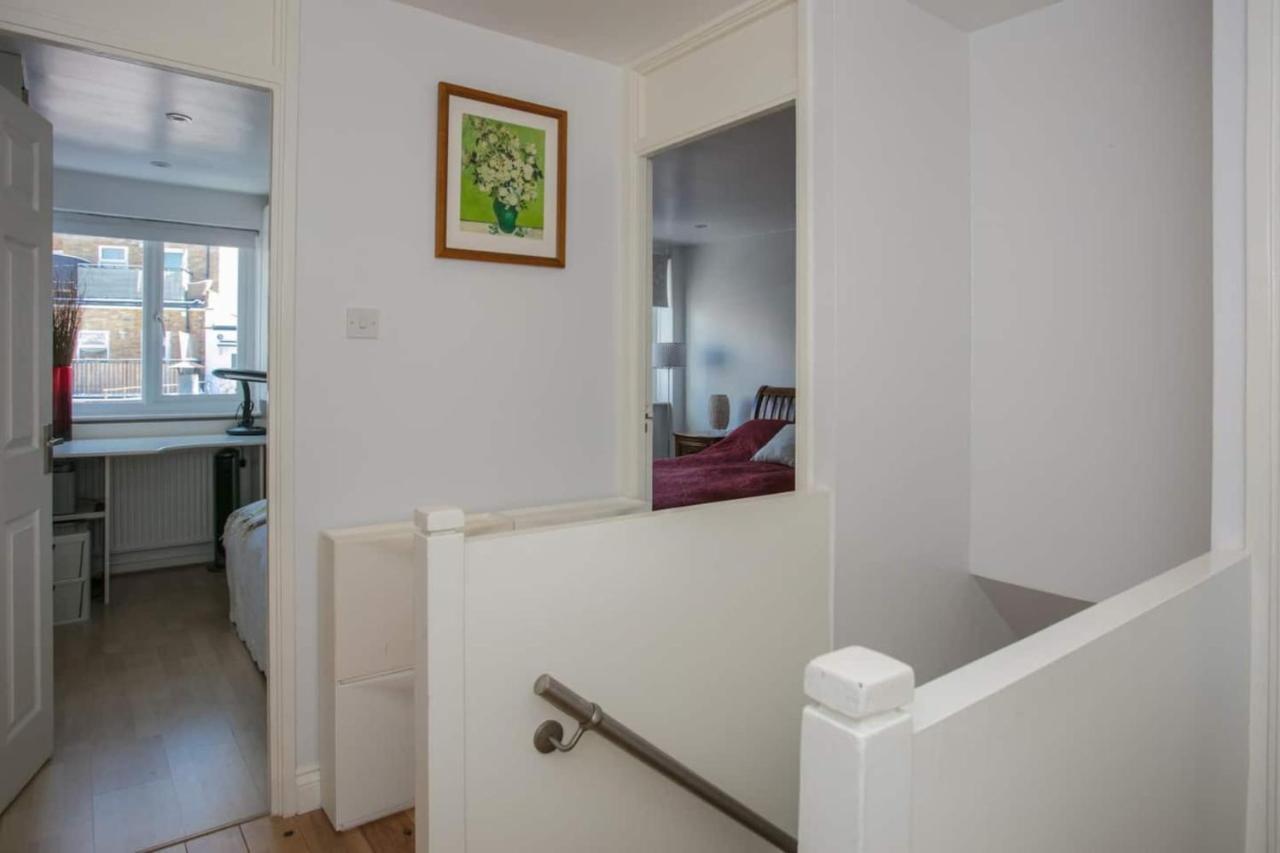 Stunning 3 Bedroom House With Garden In Battersea Appartement