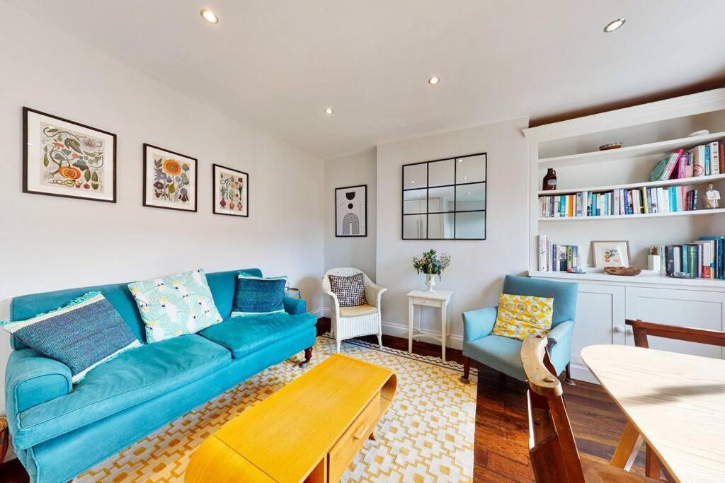 Spacious 2bed Flat 7min Walk From The Tube Station Apartamento