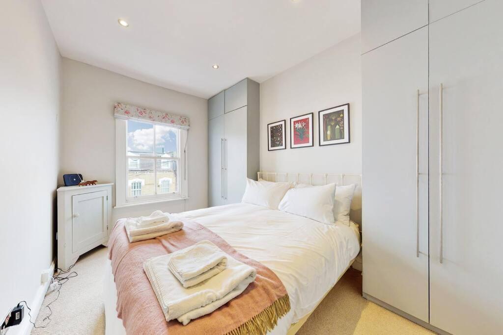 Apartamento Spacious 2bed Flat 7min Walk From The Tube Station *