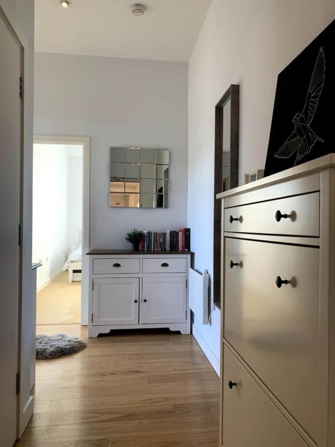 Stylish 2 Bedroom Apartamento Londres