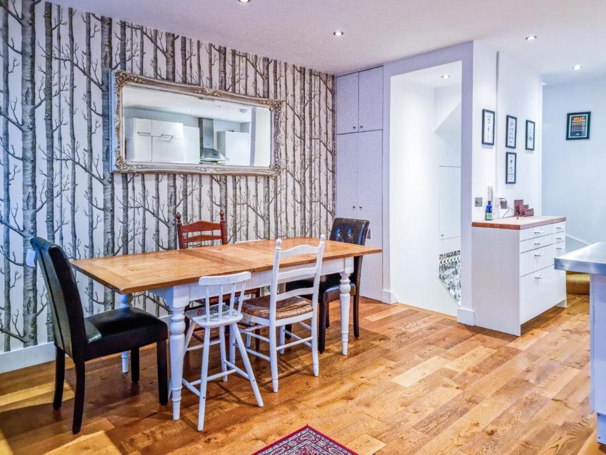 Pass The Keys Family Friendly 2 Bedroom Gem In Shepherd's Bush