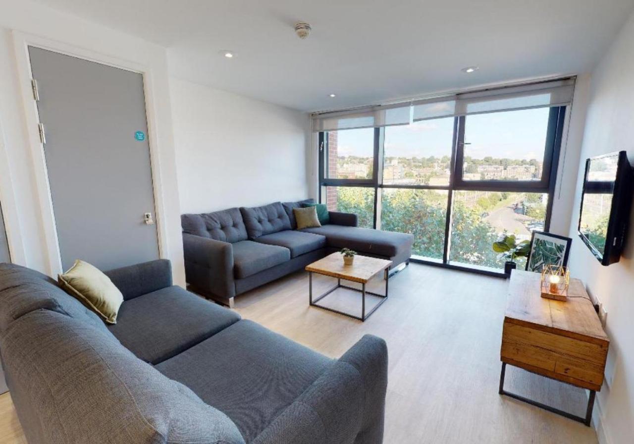 For Students Only Private Bedrooms With Shared Kitchen And At Iq Haywood House In