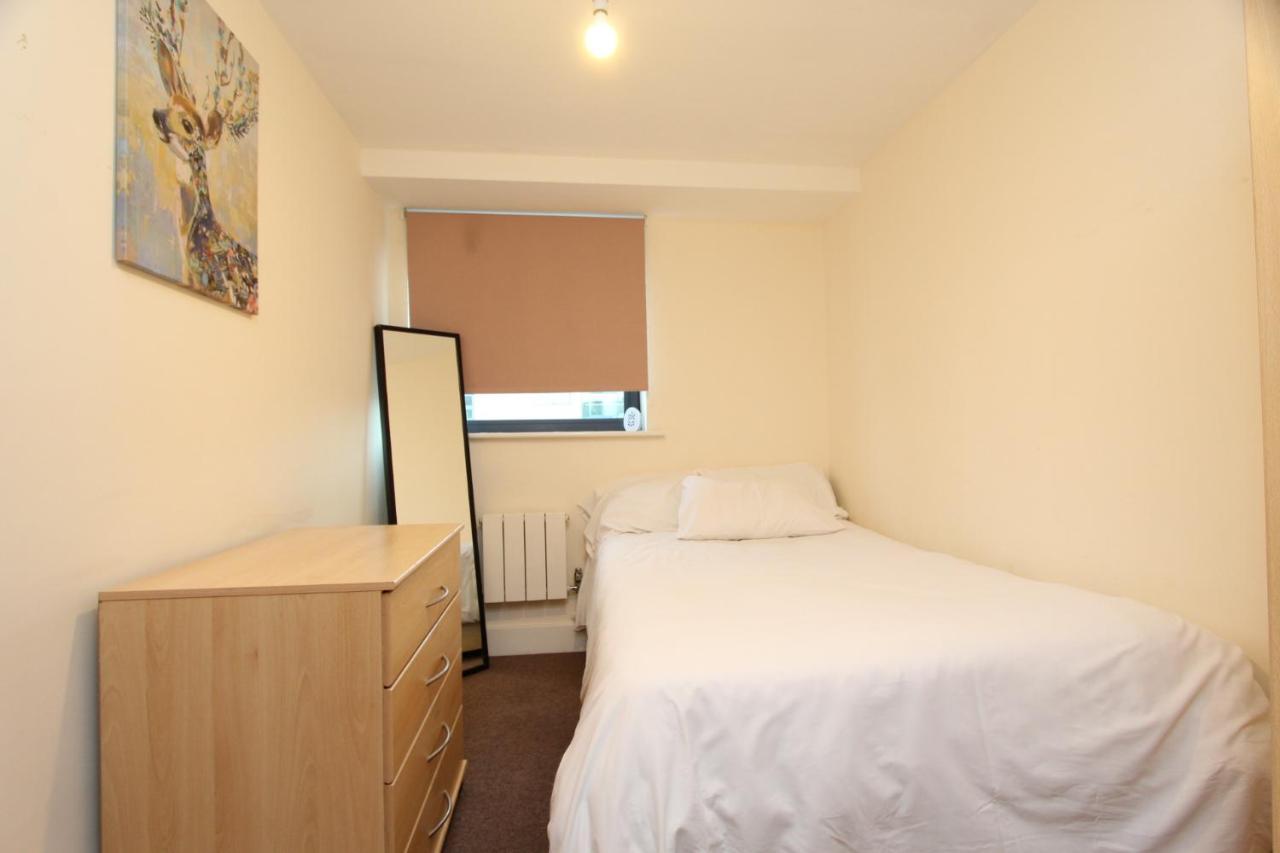 Apartamento Lovely 2 Bedroom With Amazing Views In E14 Londres