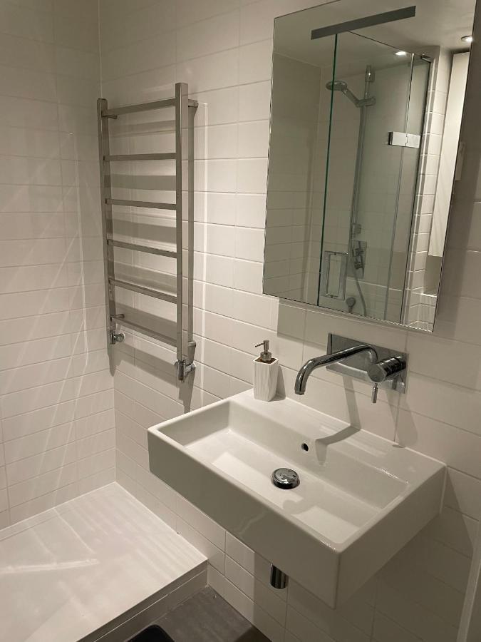 Fabulous One Bedroom Apartment Soho * Londres