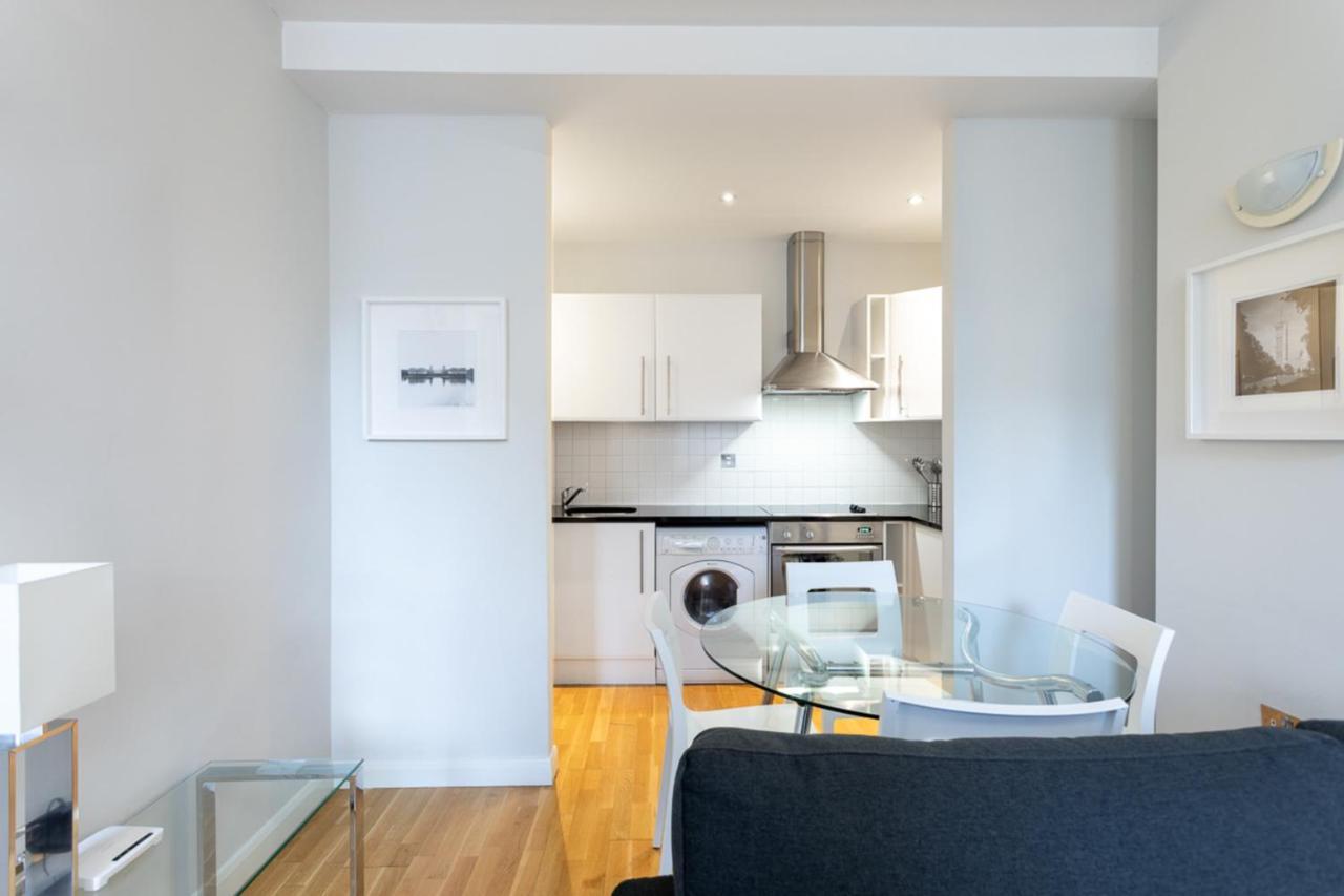 Groveland Court 1 Apartment