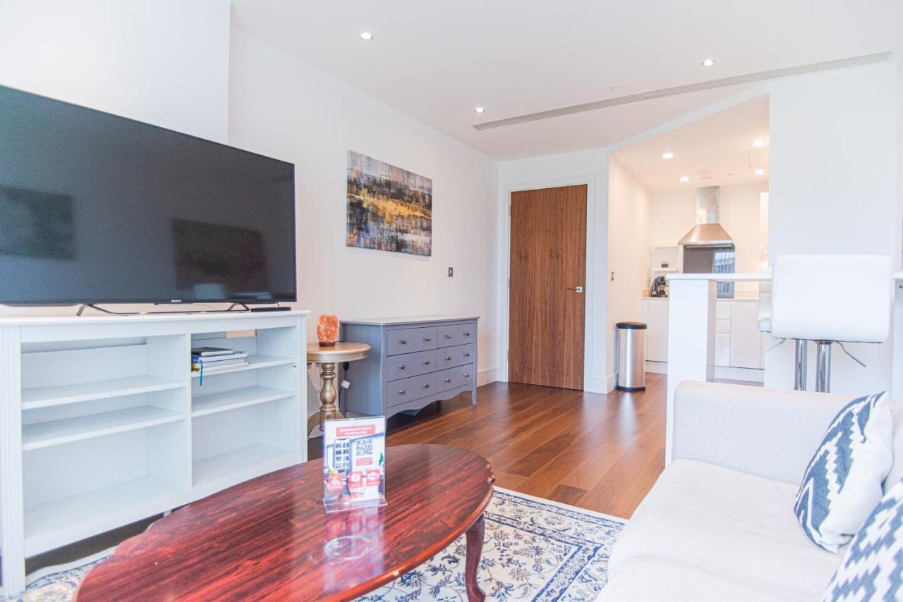 Stunning 1-bed In Lincoln Plaza Appartement