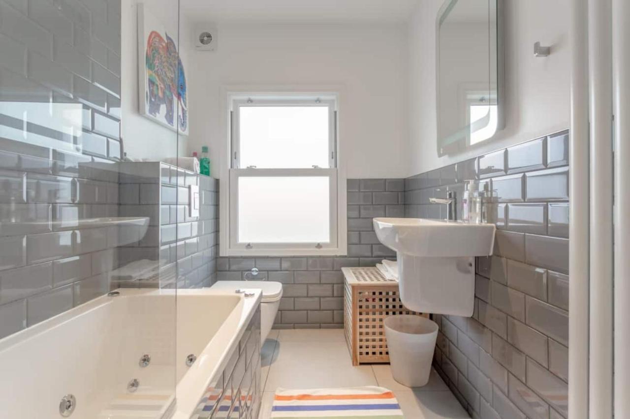 Stylish 2 Bedroom In * Londres