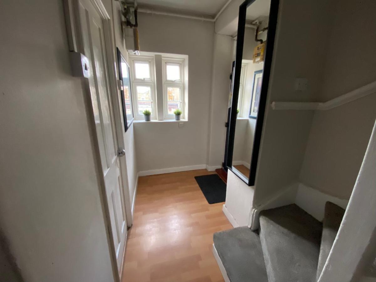 Apartment Riberfra London