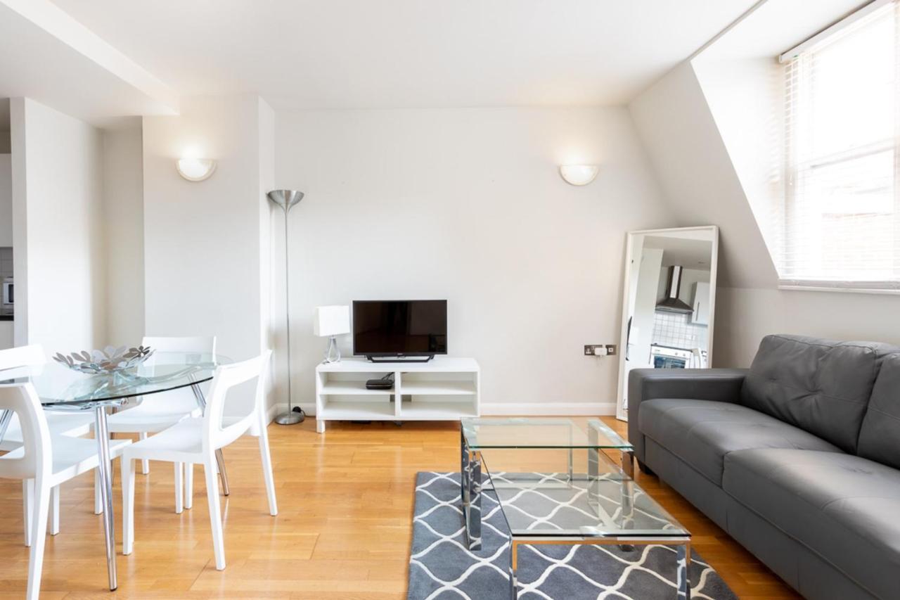 Groveland Court 1 London