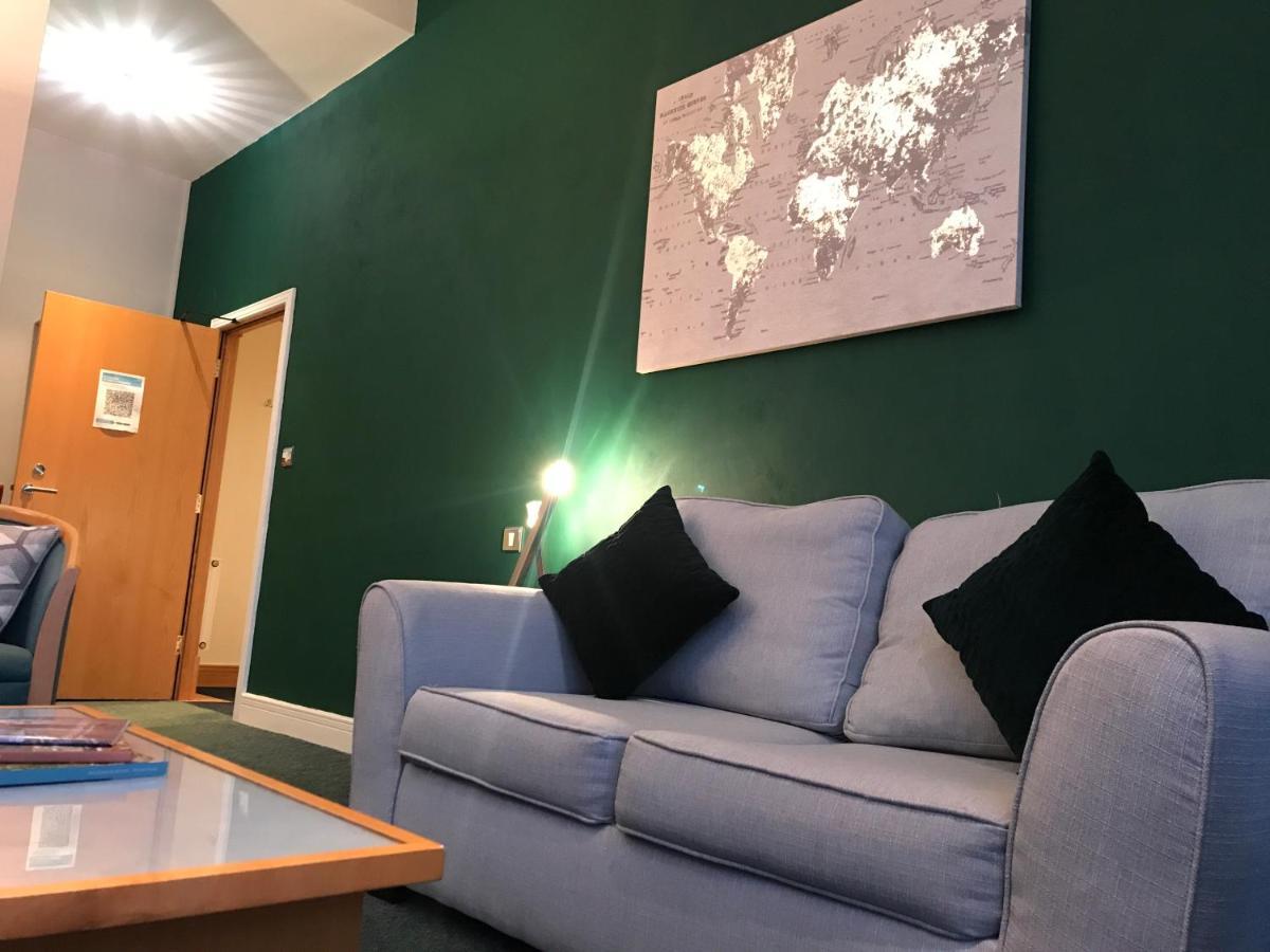 Bright Private - Peaceful Morden Location Apartamento Londres