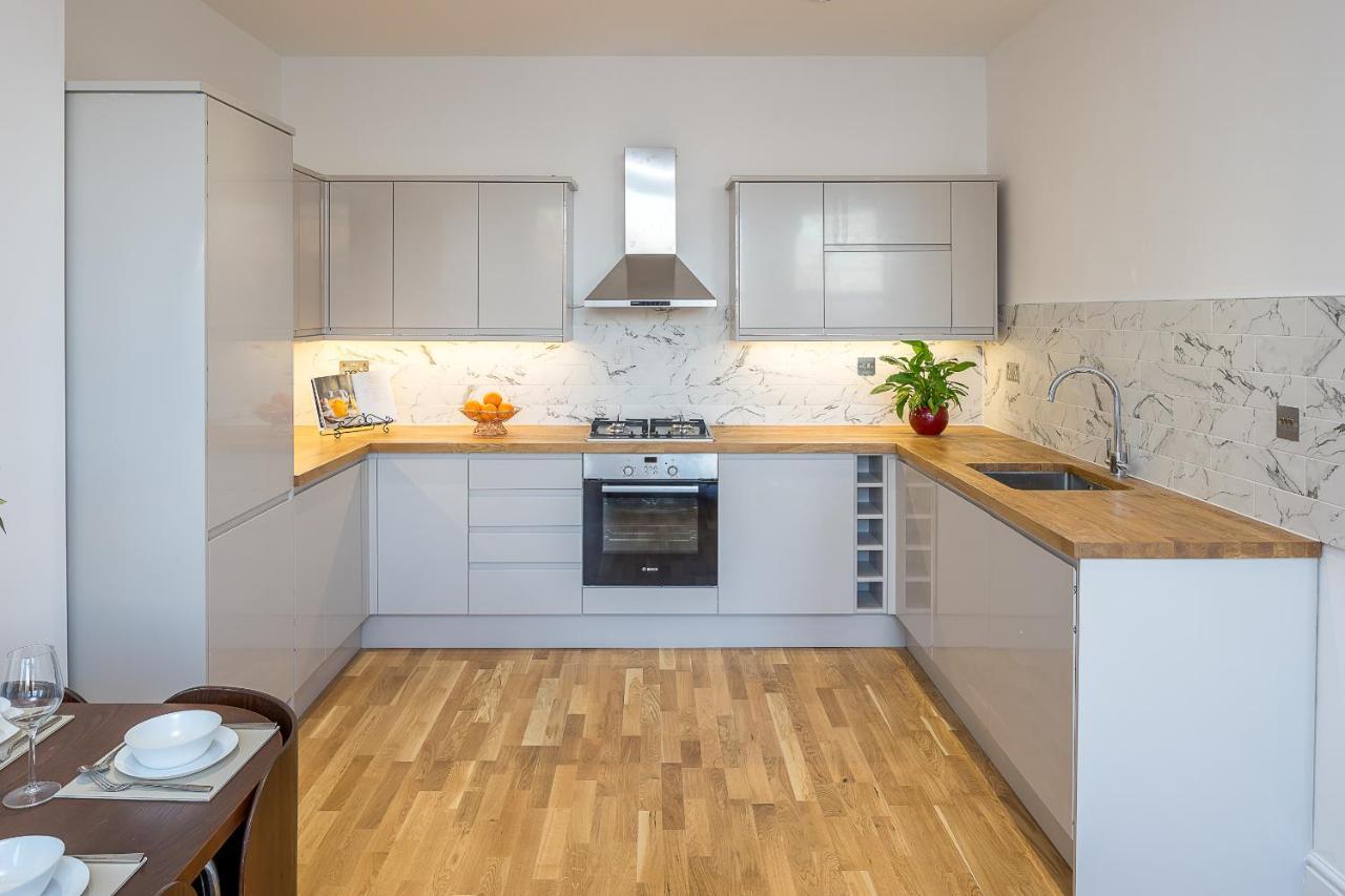 Luxuriously Flat In Streatham Apartment