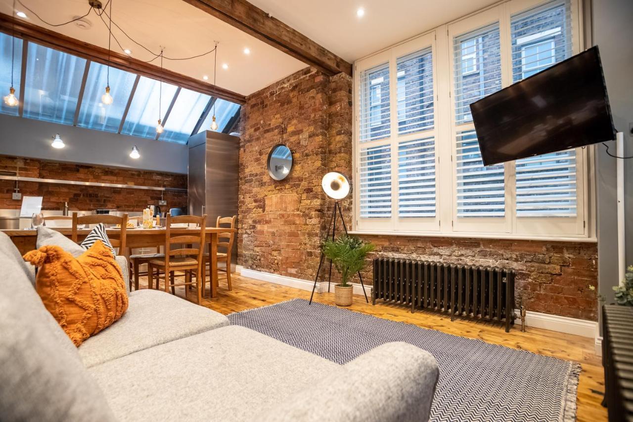 Deluxe Rustic Style Two Bedroom Bethnal - Yard View Apartamento *