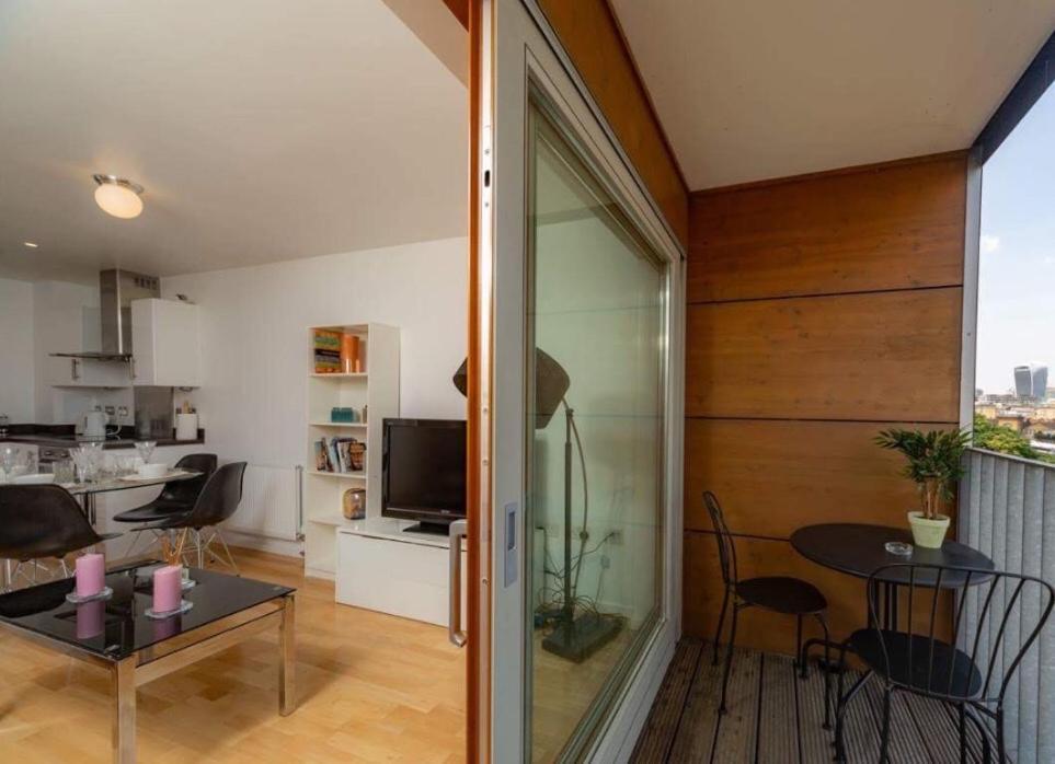 Stylish One Bedroom Close To The Of Appartement *