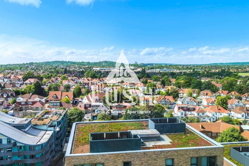 Apartamento Modern, Stylish Penthouse Next To Wembley Stadium! Londres