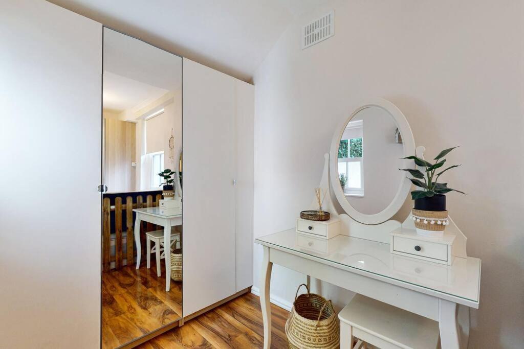 Hébergement de vacances Fantastic 2 Bedroom Flat Near To Notting Hill Londres
