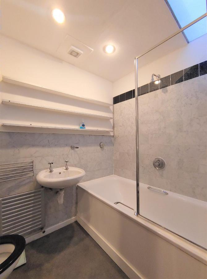 Stylish Near Carnaby Street Appartement Londres