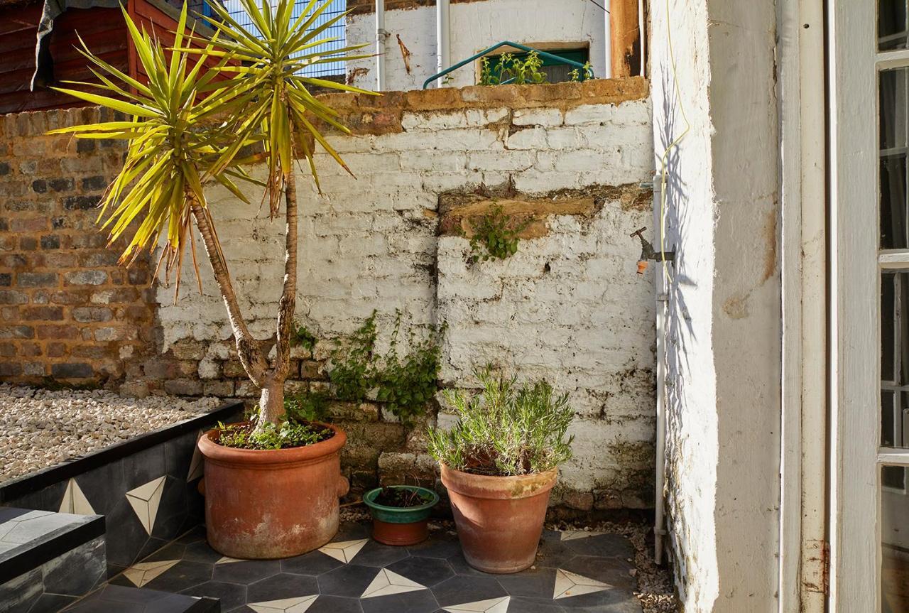 Joivy Stylish 2-bed House With Private Garden In Hackney Apartamento *
