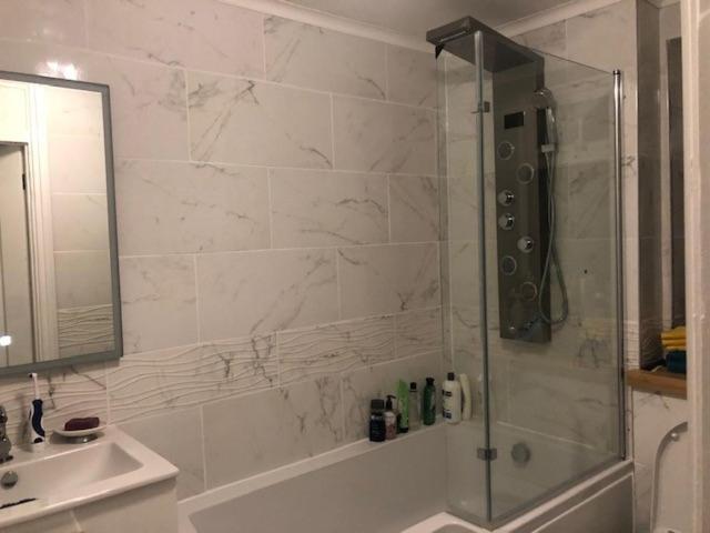 Beautiful Large In Flat *
