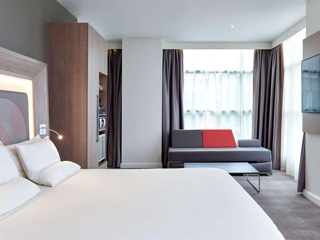 Hotel Novotel Heathrow Airport T1 T2 And T3 4*