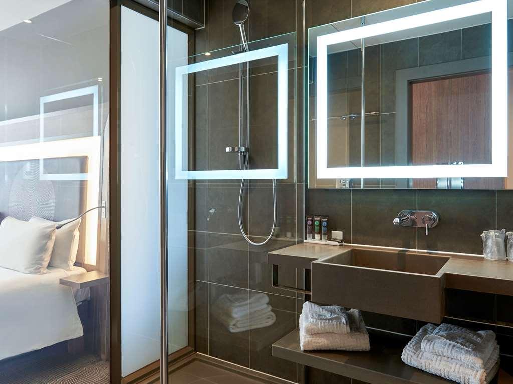 Novotel Heathrow Airport T1 T2 And T3