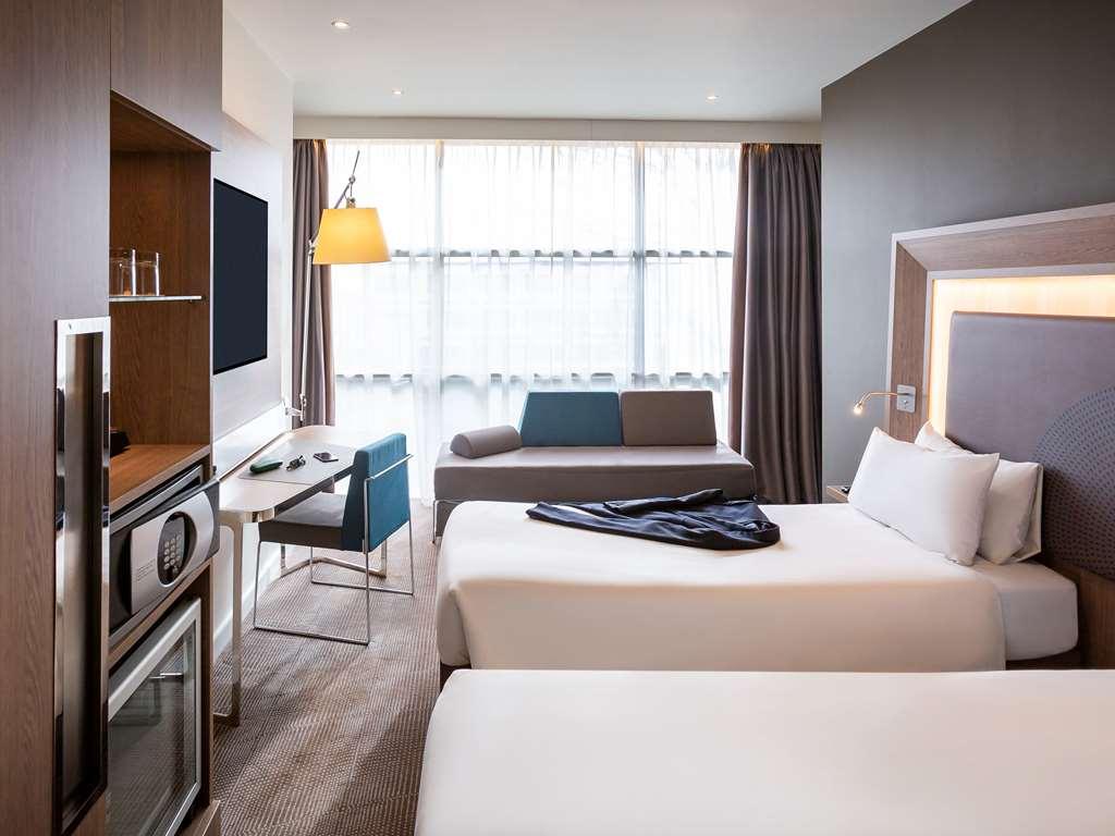 Hotel Novotel Heathrow Airport T1 T2 And T3 Londres