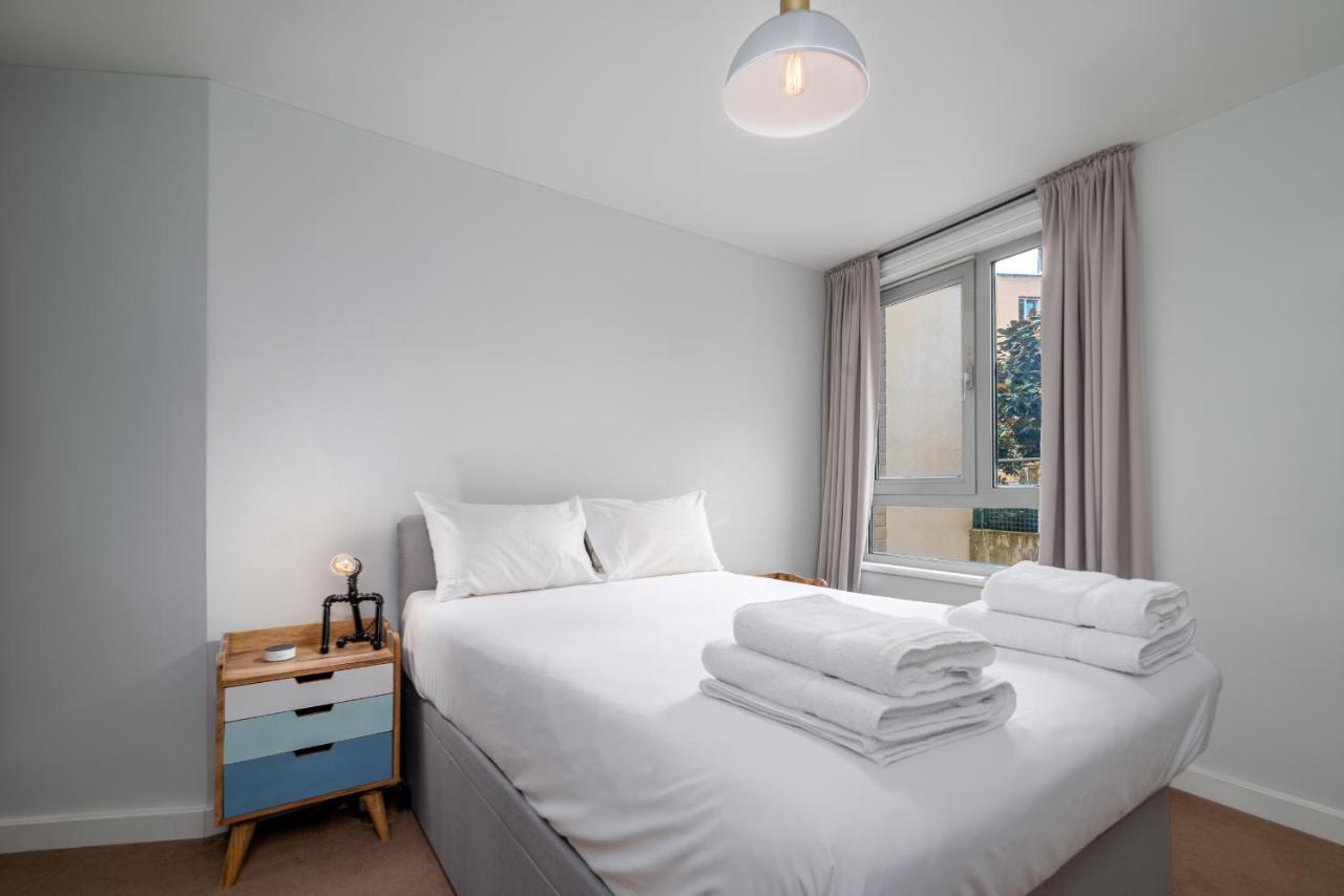 2Bed 2Bath 2Mins To Holloway Rd Tube With Gym Access Apartment *