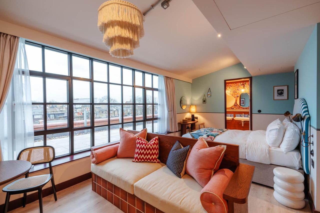 Hotel Room2 Chiswick Hometel 4*