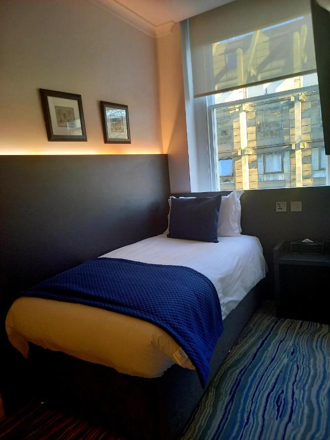 Hotel Commodore