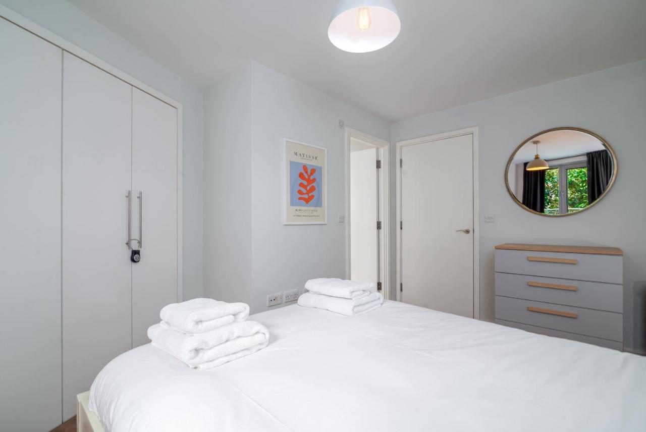 2Bed 2Bath 2Mins To Holloway Rd Tube With Gym Access London