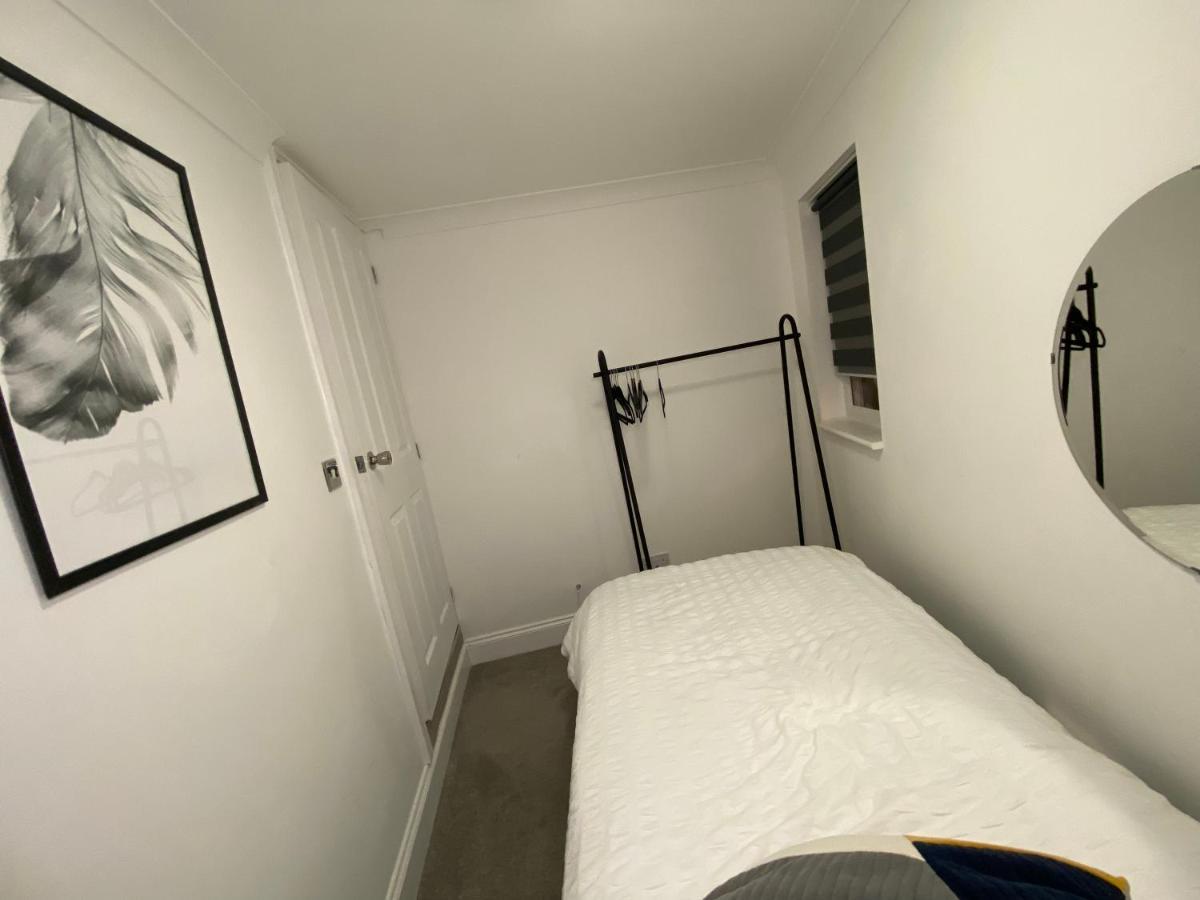 February Bliss Special, Unwind In Style With Our Exclusive Sa Promo, Book Now Apartamento Londres